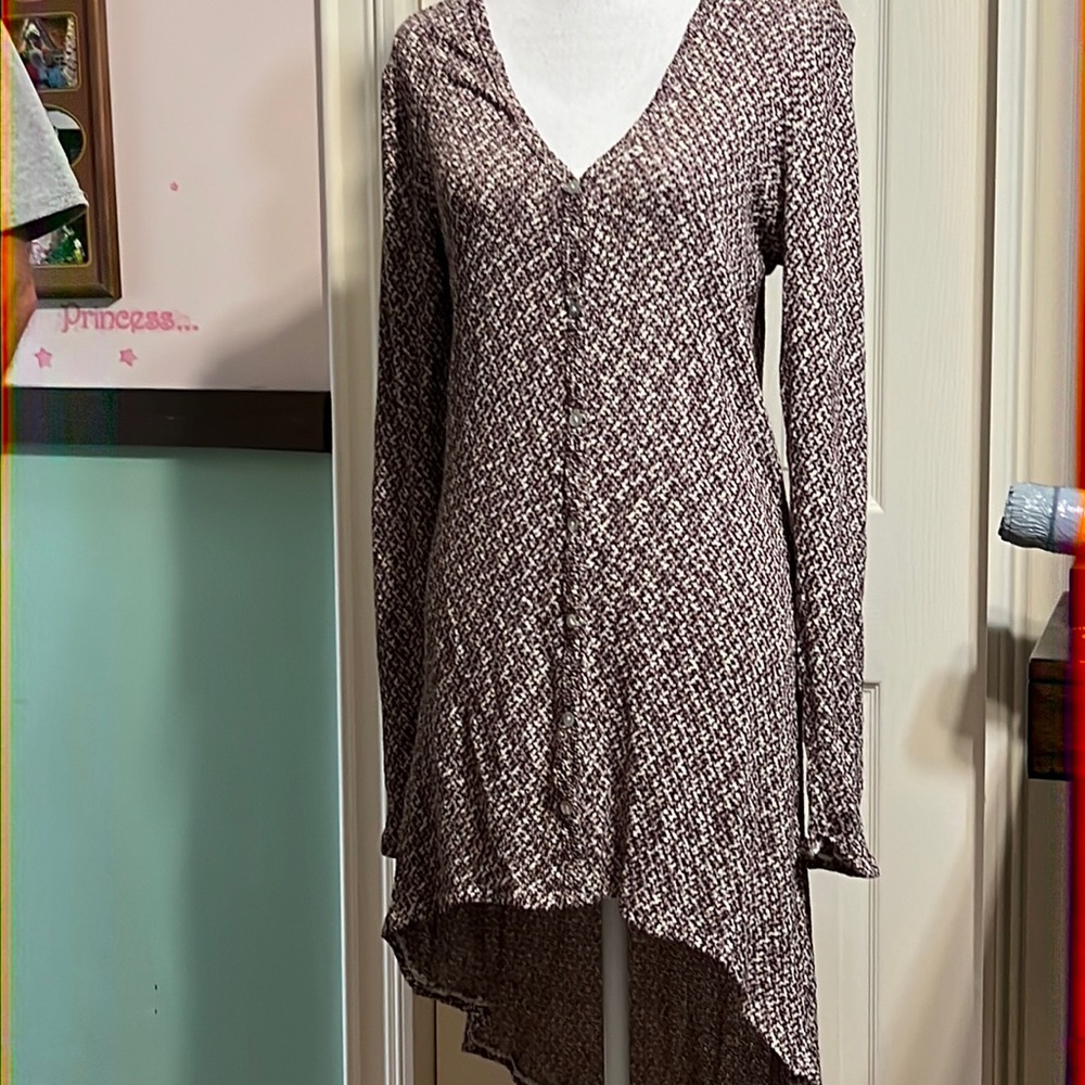Light weight button up long sweater
